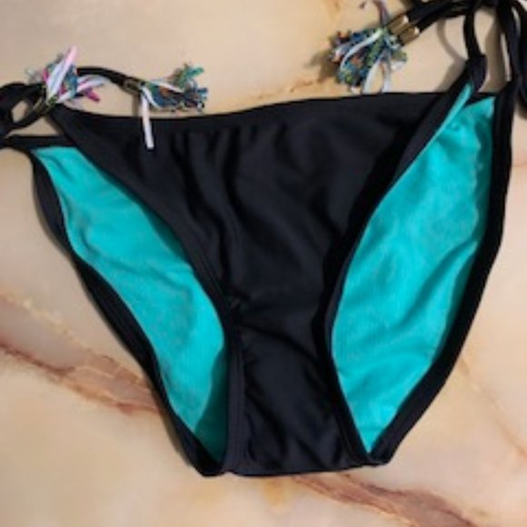 Xhiliration Coast to Coast tassle  string bottom - Picture 1 of 7